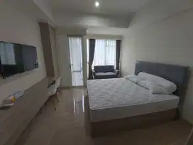 sewa studio apartemen Menteng Park, full furnish lengkap