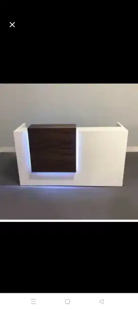 Meja Tv ter Favorite minimalis plus lampu