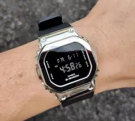 G-Shock GM-5600U-1DR GM5600U Metal Covered