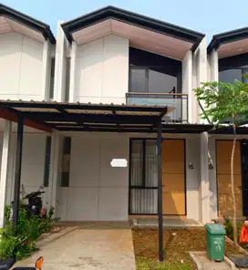 Dijual Rumah Cendana Parc Lippo Karawaci 2 Kamar Tidur ada Kanopi