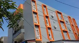 Gedung Kost Dekat UMN Dan SMS Gading Serpong, Full Terisi, Good Invest