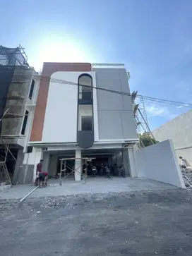 Kos eksklusif 4lantai 30kamar full furnished di seturan