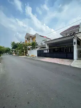 Di jual Rumah Mewah di kawasan komplek tj. barat indah Jakarta selatan