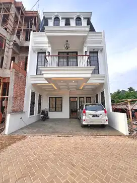 RUMAH BARU MEWAH DALAM KOMPLEK JALAN LEBAR DI JAGAKARSA JAKSEL