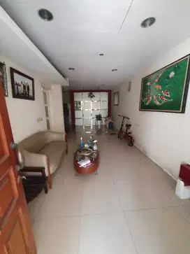 Rumah 2Lt 6x20 120m2 4+1KT SHM di Pelepah Indah Kelapa Gading