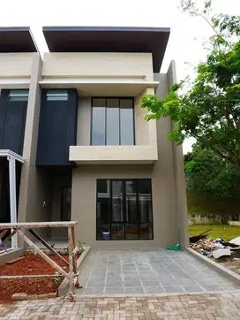 Rumah Baru, Minimalis Modern, Utara, di Cluster Vanya Park Bsd