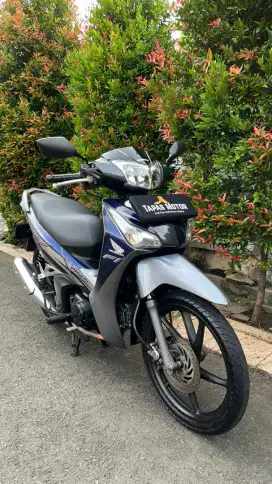 Honda Supra X 125 Helm in Th. 2012