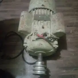 Dinamo penggerak 2hp, 220V 1 phase, rpm 2800