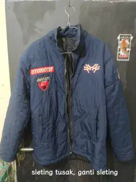 Jaket motor tebal