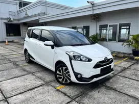 (Km Low 25ribu Record Toyota) TOYOTA SIENTA V AT 2021