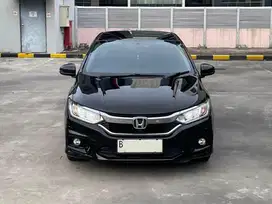 Bagus banget … ! Honda City 2018 pemakaian 2019 E CvT