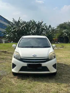 Mobil Bekas Toyota Agya 2015 Matic