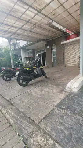 Dijual Rumah 2 Lantai di Cluster Amerika Latin  Cipondoh