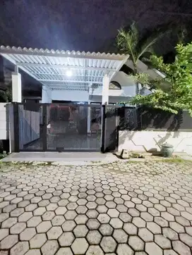 Disewakan Rumah Taman Pondok Indah Surabaya Barat