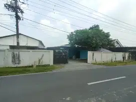 GUDANG MURAH LUAS BESAR DI 0 JALAN RAYA METATU CERME GRESIK