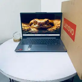 Laptop Lenovo Slim 3 | Ryzen 5 7rb | 8GB | 512SSD | Garansi 1 -Tahun