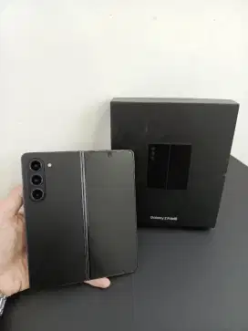 Samsung Z Fold 5 12/512 resmi sein, fullset ori, mulus, nominus