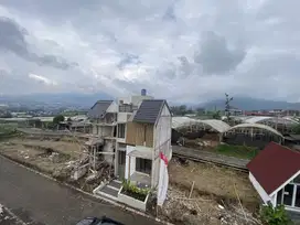 Dekat Kawasan Wisata, Tanah Kavling Strategis Dekat Villa Premium