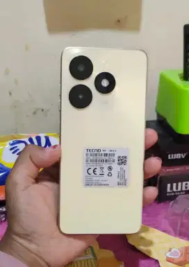 Tecno spark 20c ram 4+4/128 mulus!.