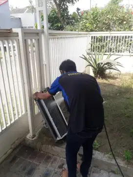 Jasa Bongkar AC / Cuci AC ke rumah