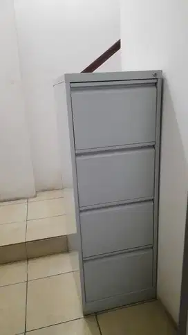 Lemari Arsip Laci Besi - 4 Laci