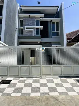 Rumah Baru Minimalis Nginden Intan Timur dekat Untag Ubaya MERR
