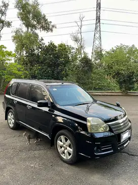 Nissan X-Trail 2010 Bensin