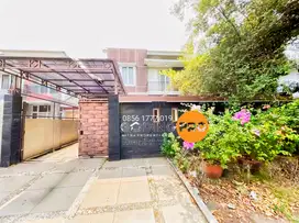 Dijual Cepat Rumah Pingggir Jalan Banjar Wijaya Luas 250 m²