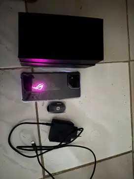 ASUS ROG PHONE 8