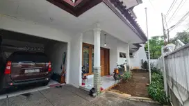 Dijual Rumah Elite Jati Padang, 5KT + SHM Hadap Utara – 4M Nego