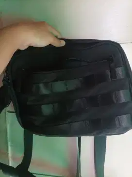 Tas urbans outfiters ORI