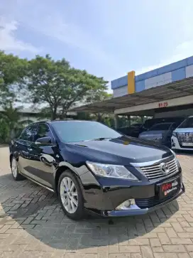 Toyota Camry 2.5V 2014 antik low km