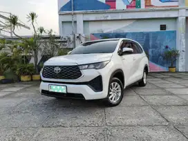 INNOVA ZENIX HYBRID 2023