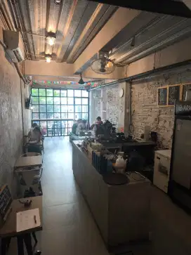 PART TIME Helper Barista & Kitchen
