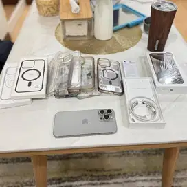 iPhone 15 Pro Max 256GB BH 91% ibox mulus like new bonus case banyak