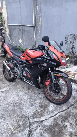 Di jual motor ninja tahun 2015