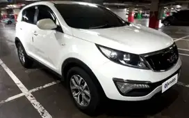 TDP Rendah Kia Sportage 2.0 SE Bensin-AT 2013 Putih CABOD