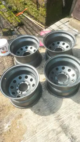 Velg lubang 6 dan 5