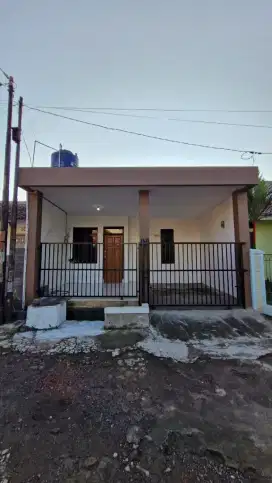 Dikontrakan rumah dalam komplek lingkungan nyaman dan strategis