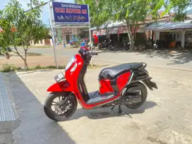 Di jual scoopy tahun 2021