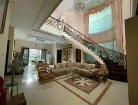 Rumah Manyar Jaya, Full Furnish ~ emmi xmpc