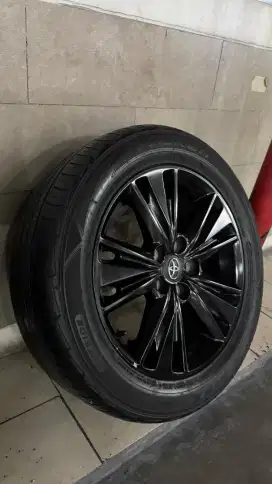 Velg venturer toyota innova reborn original plus ban