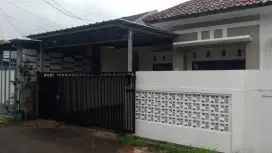 Disewakan rumah nyaman, bersih