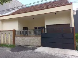 Rumah Mulyosari Full Furnish ~ emmi xmpc