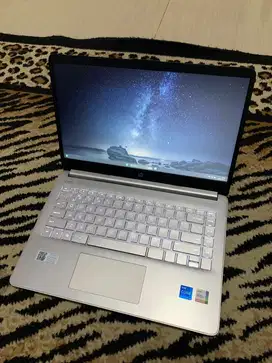 Laptop ASUS Baru pemakaian 1,5 bulan