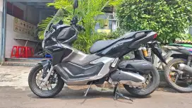 Honda ADV 160 tahun 2023 warna hitam