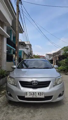 Altis V 2008 Matik