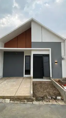 Rumah siap huni Akses mobil bebas banjir
