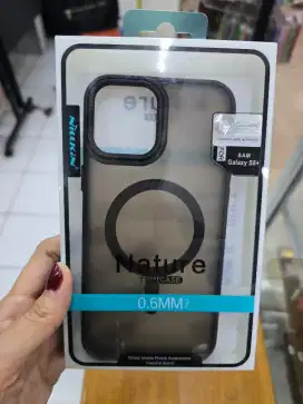 Casing iphone 12 pm
