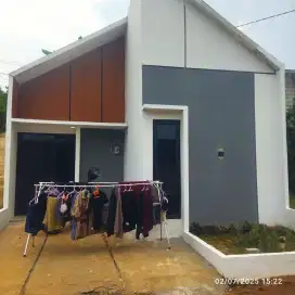 Rumah murah meriah akses mobil bebas banjir